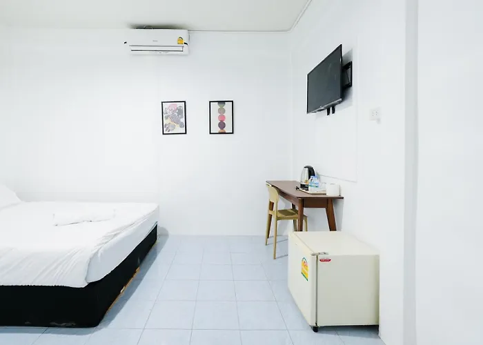 Bob House Bts Ekkamai - บ็อบ เฮ้าท์ สุขุมวิท 42 Bts เอกมัย 曼谷