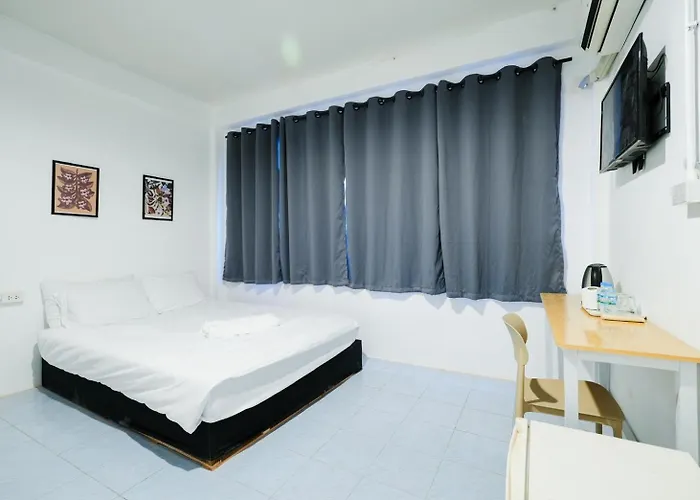 Bob House Bts Ekkamai - บ็อบ เฮ้าท์ สุขุมวิท 42 Bts เอกมัย * 曼谷