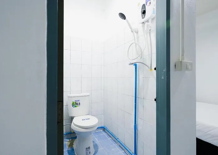 Bob House Bts Ekkamai - บ็อบ เฮ้าท์ สุขุมวิท 42 Bts เอกมัย * 曼谷