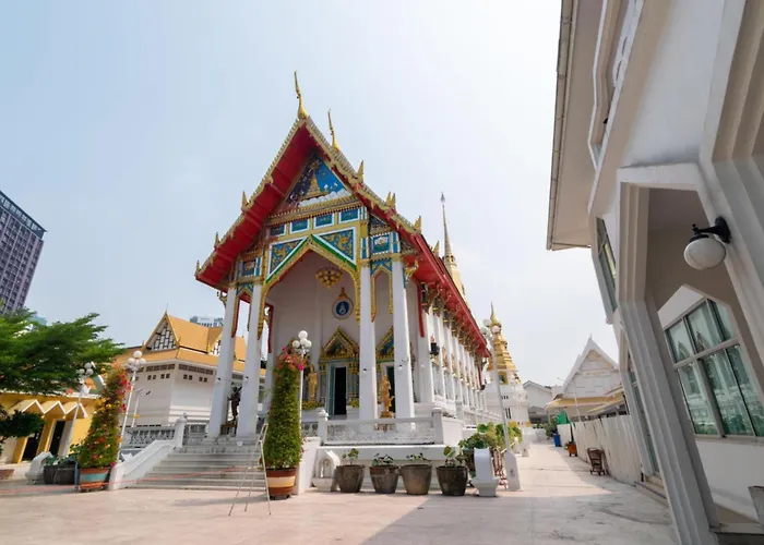 Bob House Bts Ekkamai - บ็อบ เฮ้าท์ สุขุมวิท 42 Bts เอกมัย 公寓 曼谷