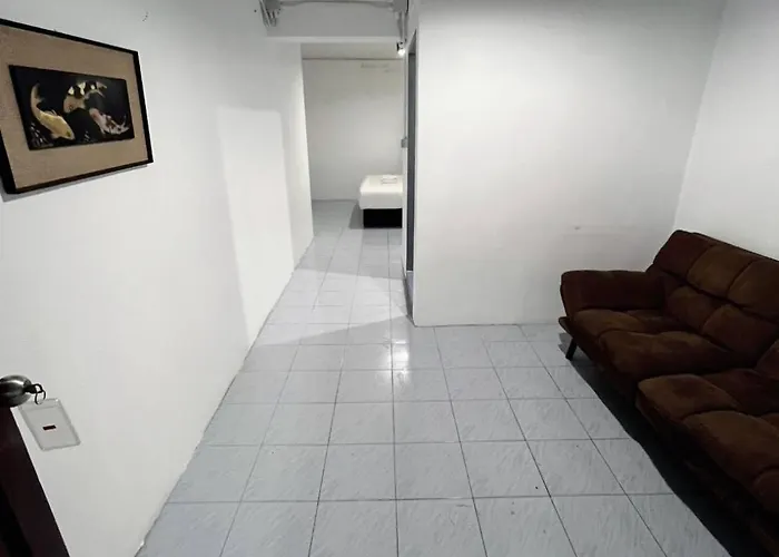 公寓 Bob House Bts Ekkamai - บ็อบ เฮ้าท์ สุขุมวิท 42 Bts เอกมัย